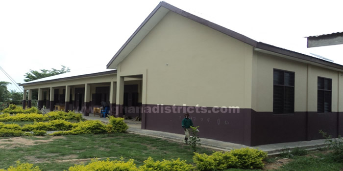 3-Unit Classroom Block, Office, Store, Staff Common Room with 5- Seater W/C Toilet And 1 No. Mechanised Borehole at Essiase