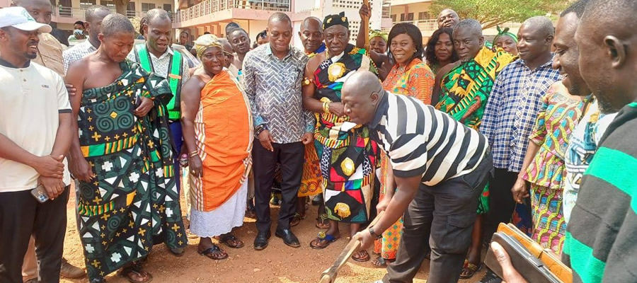 Kwadaso gets educational boost. . .