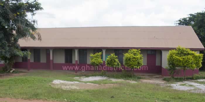 3Unit Classroom Block with Office and Store at Sekyere D/A SHS -(DACF)